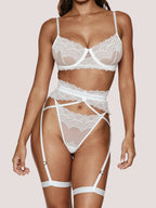 Birdette Ecru Garter Set