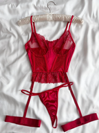 Fierre Red Garter Set